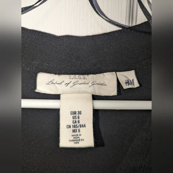 L.O.G.G. Label of Graded Goods H&M Women's V-Neck Blouse Black - Picture 3 of 4